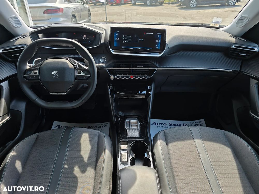 Peugeot 2008 1.5 BlueHDI EAT8 STT Allure Pack - 8