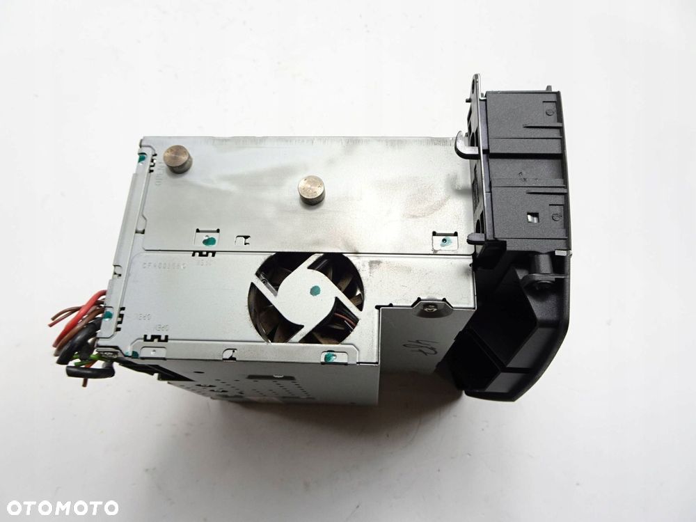 radio cd mercedes c-klasa w204 a2049068901 - 5