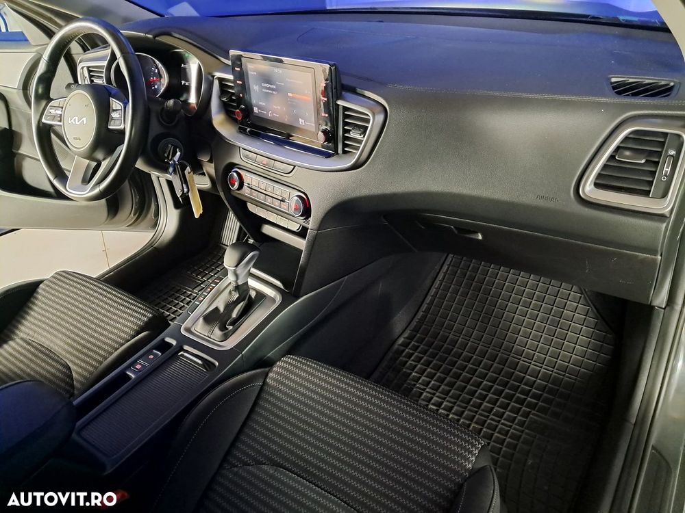 Kia XCeed - 18