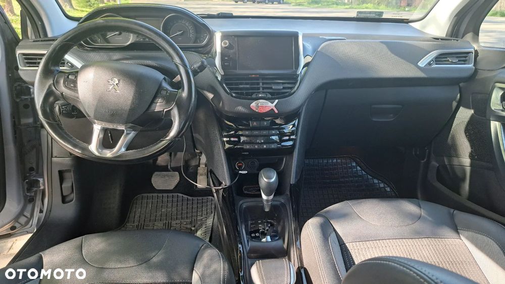 Peugeot 2008 1.2 Pure Tech Crossway S&S EAT6 - 5