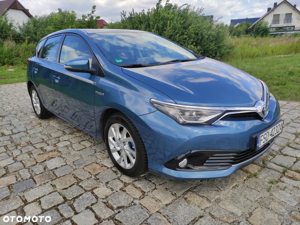 Toyota Auris - 2