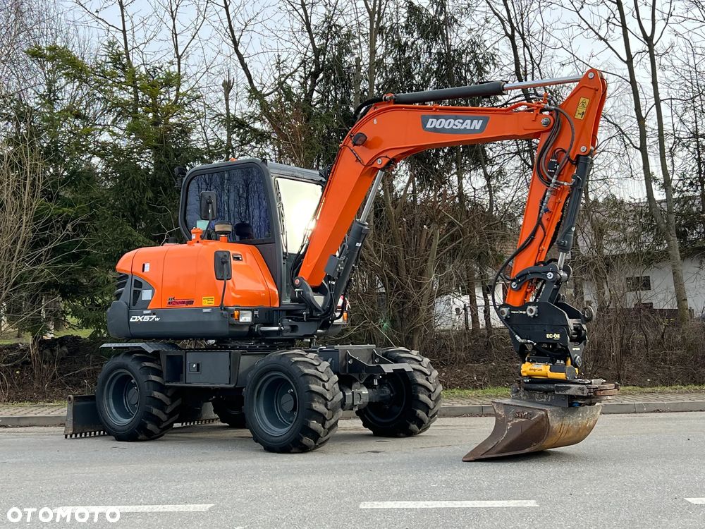Doosan DOOSAN DX57W *ROTOTILT* 2200 Motogodzin * Jak Nowa * Sprowadzona * Stan Perfekcyjny - 2