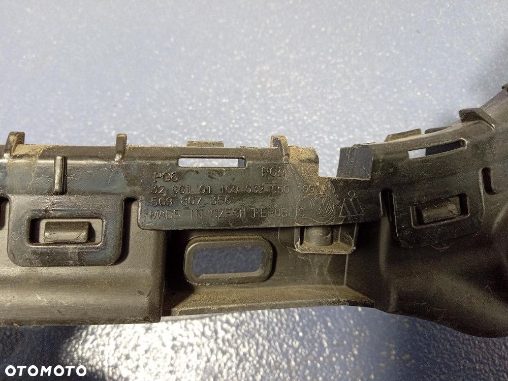 VW GOLF VII KOMBI ŚLIZG ZDERZAKA PRAWY TYŁ 5G9807376 - 5