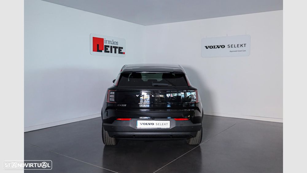 Volvo EX30 69 kWh Single Motor Extended Range Plus - 4