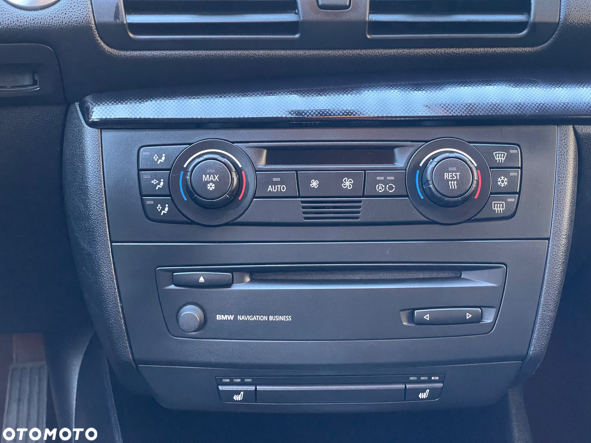 BMW Seria 1 120d - 19
