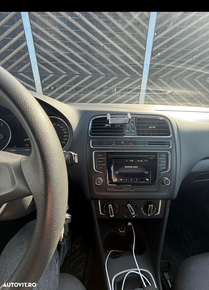 Volkswagen Polo 1.2 TSI BMT Highline - 19