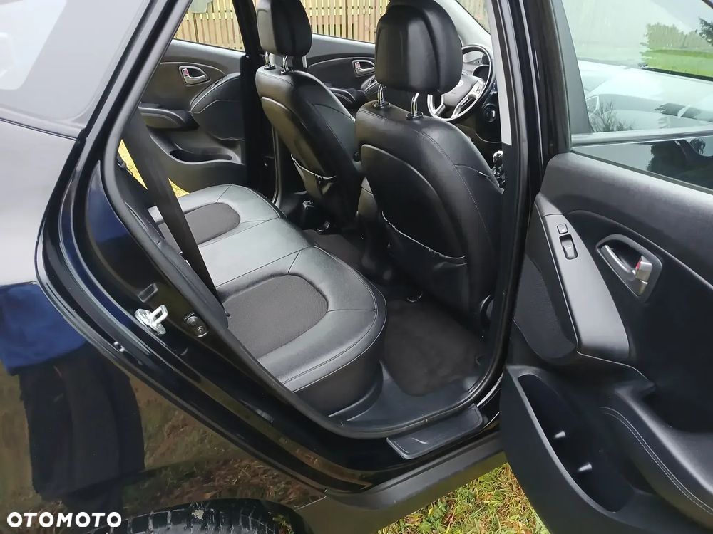 Hyundai ix35 - 11