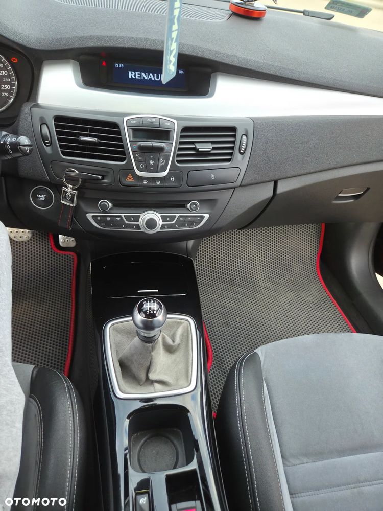 Renault Laguna - 8