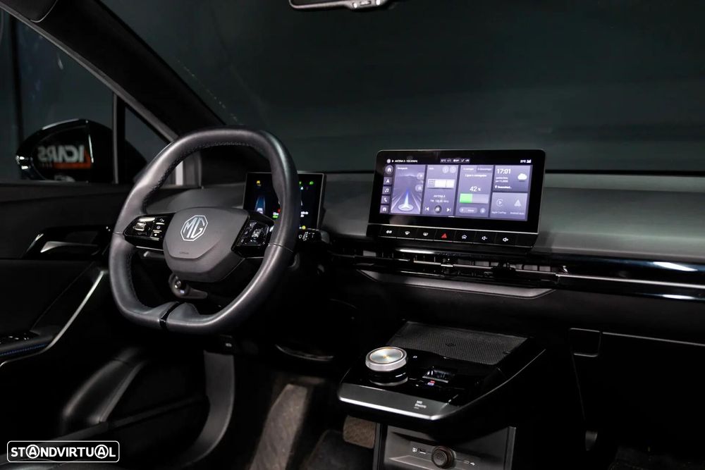 MG MG4 64 kWh Luxury - 19