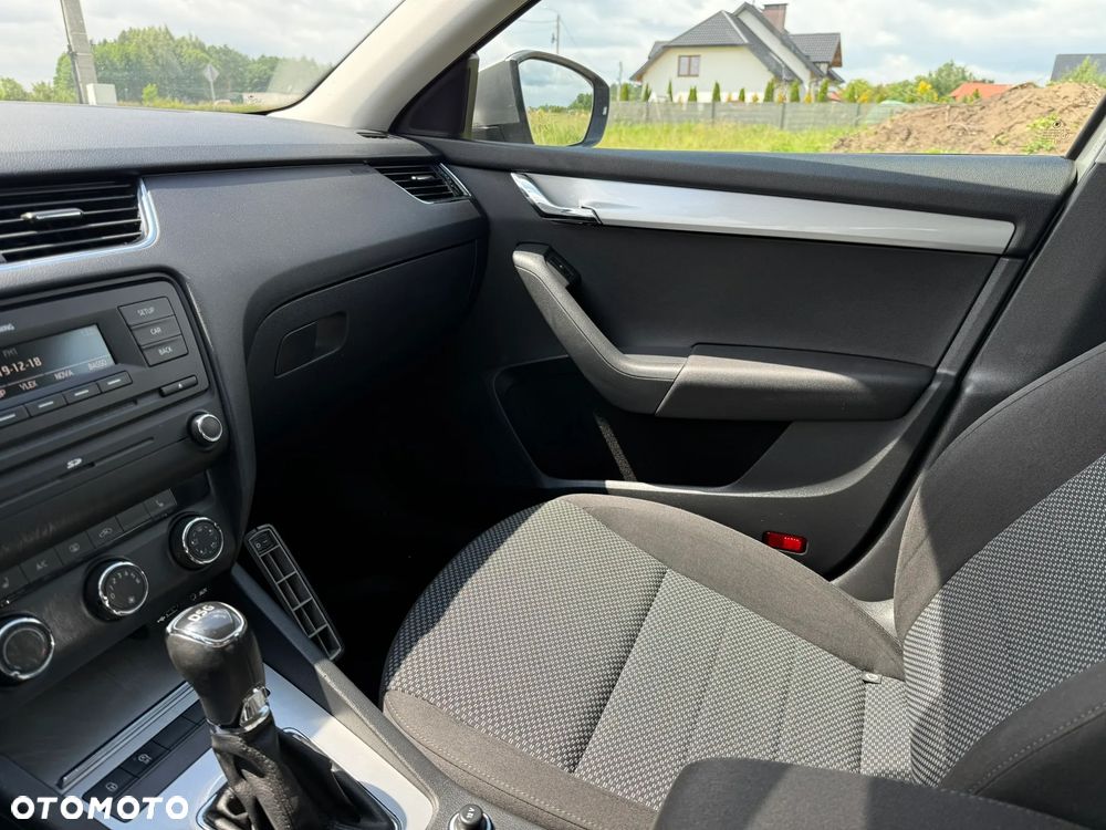 Skoda Octavia 1.6 TDI Active DSG - 22