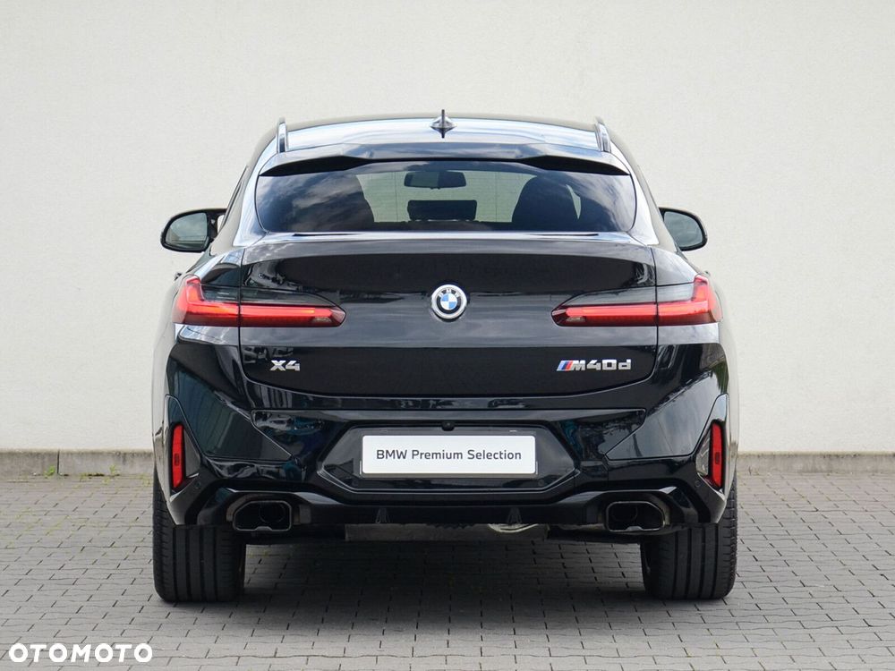 BMW X4 - 11