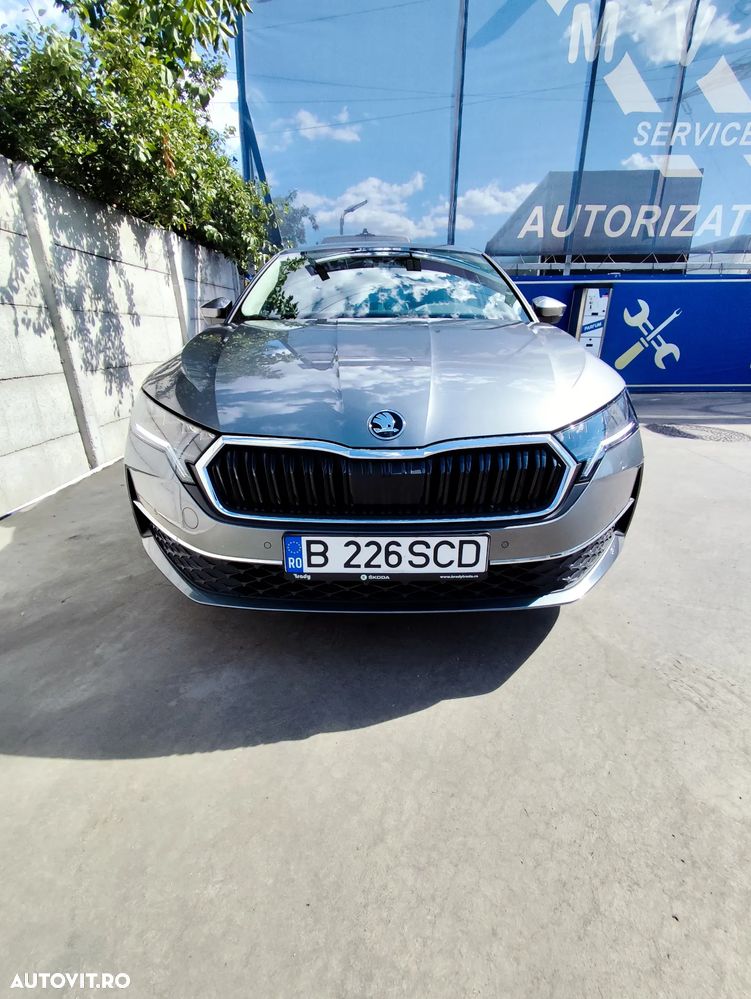 Skoda Octavia 2024 photo 2