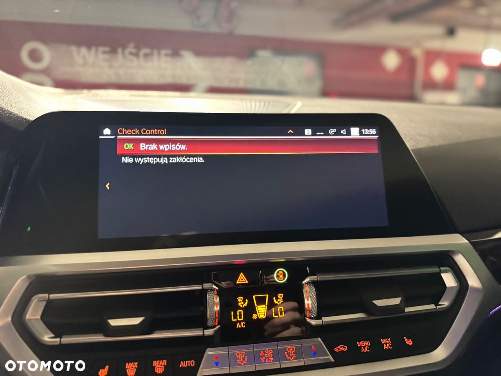 BMW Seria 3 320d - 33