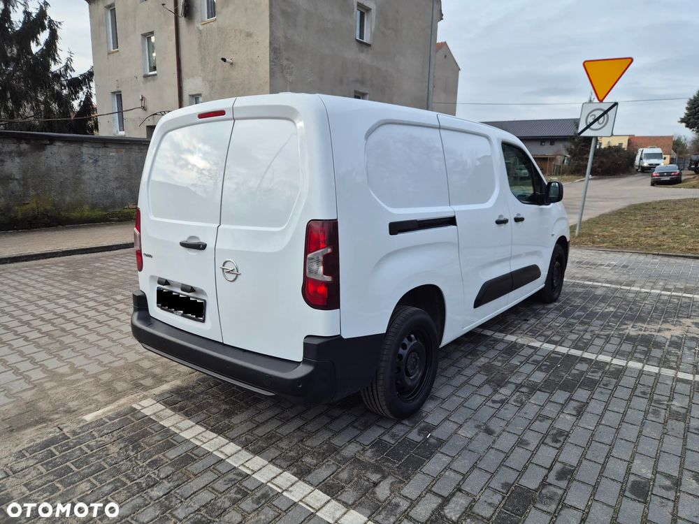 Opel Combo - 25