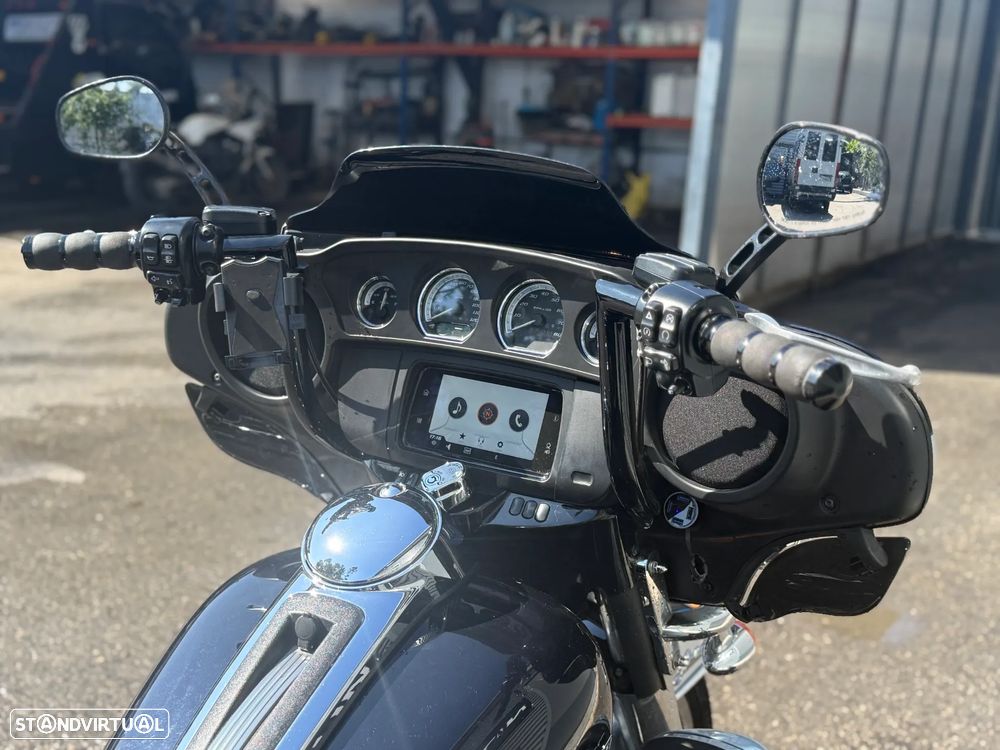 Harley-Davidson FL ELECTRA GLIDE ULTRA LIMITED 114 - 11