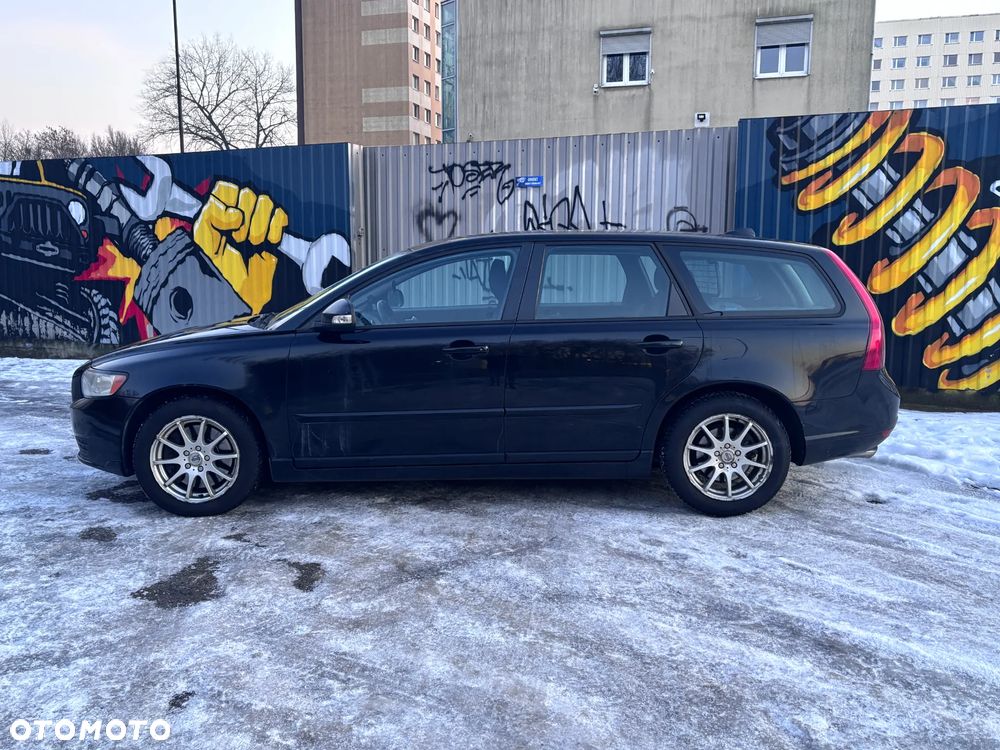 Volvo V50 D4 Kinetic - 3