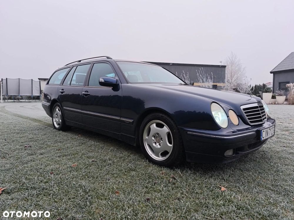 Mercedes-Benz Klasa E 270 T CDI Avantgarde - 3