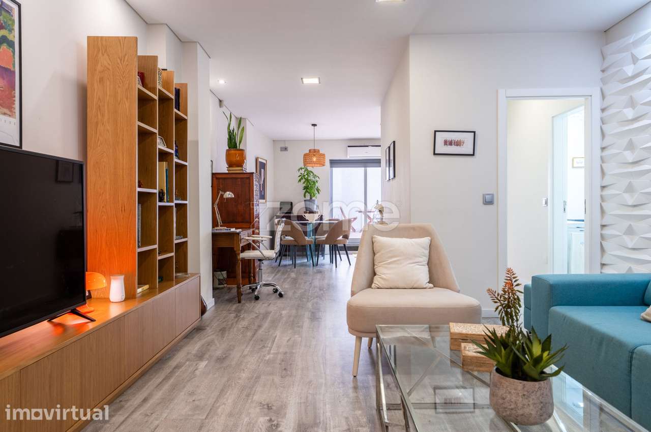 Há apartamentos T1 pensados apenas para dormir. Este não é um deles... - Grande imagem: 5/21