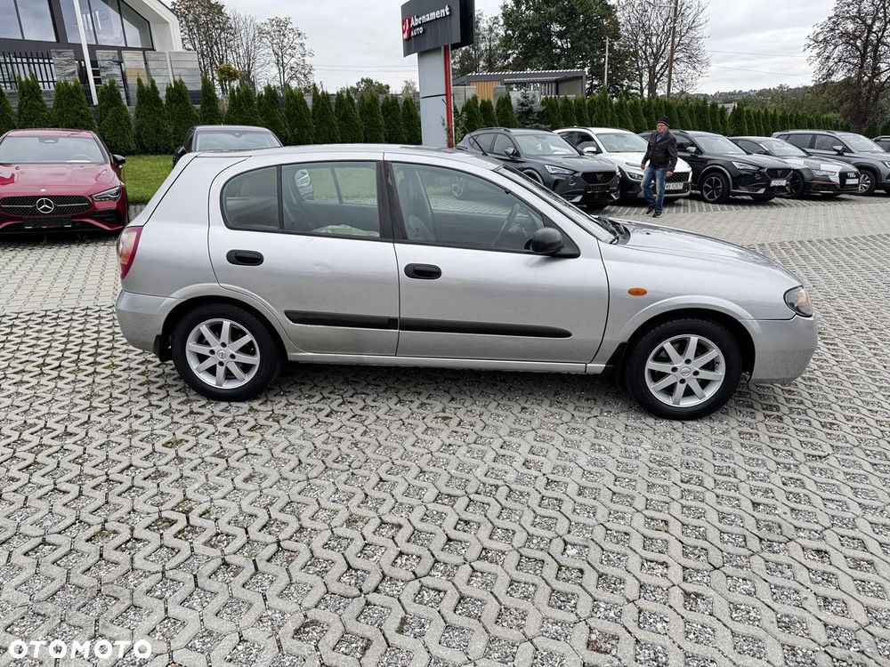 Nissan Almera - 4