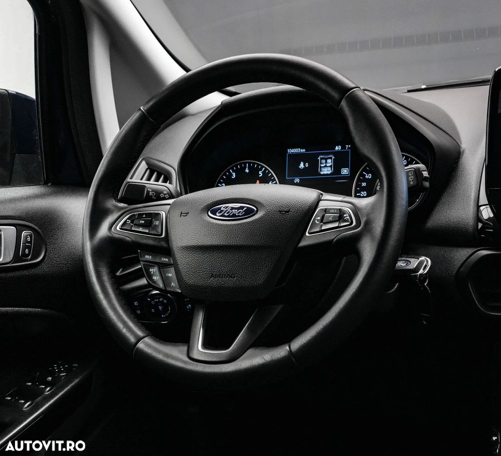 Ford EcoSport 1.0 EcoBoost Titanium - 17