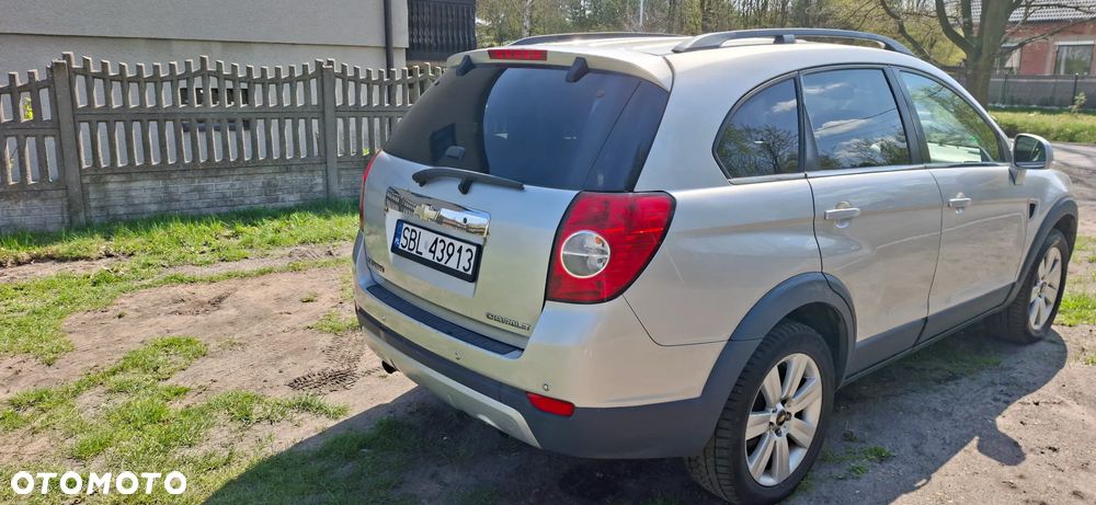 Chevrolet Captiva 2.0 d LT high - 3