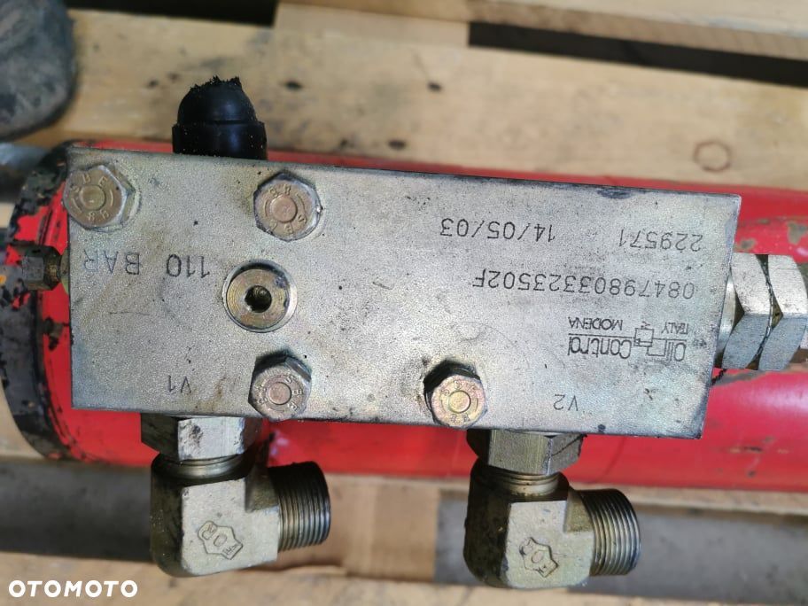 JCB 527-55 {Obudowa półosi} - 8