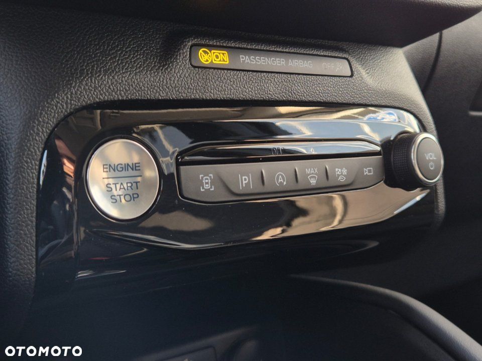 Ford Kuga - 23