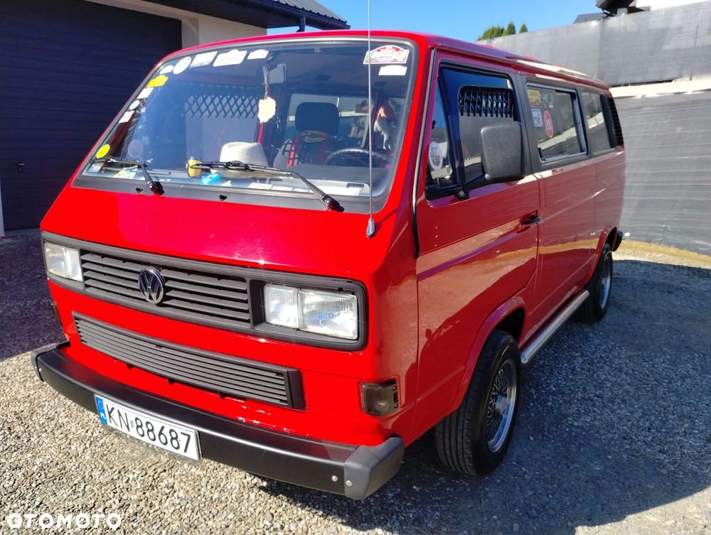 Volkswagen Transporter - 1