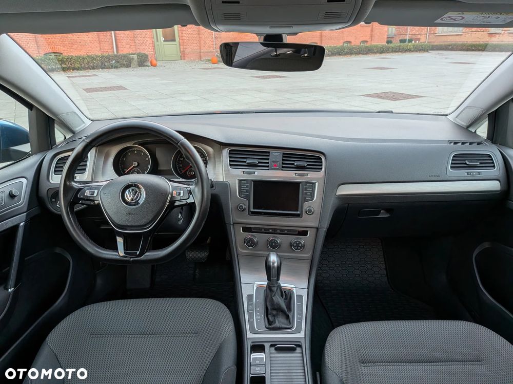 Volkswagen Golf 1.4 TSI BMT Comfortline DSG - 10