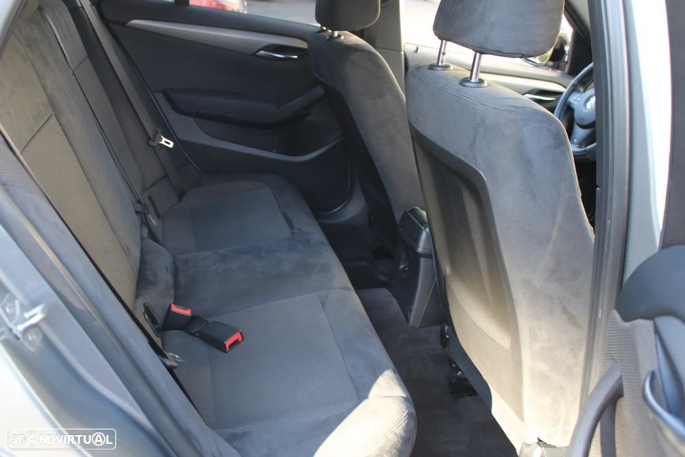 BMW X1 18 d sDrive Pack M - 13