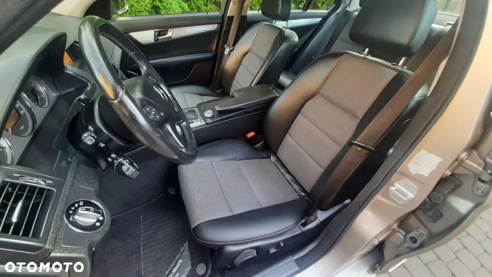 Mercedes-Benz Klasa C 200 Kompressor Automatik Avantgarde - 27