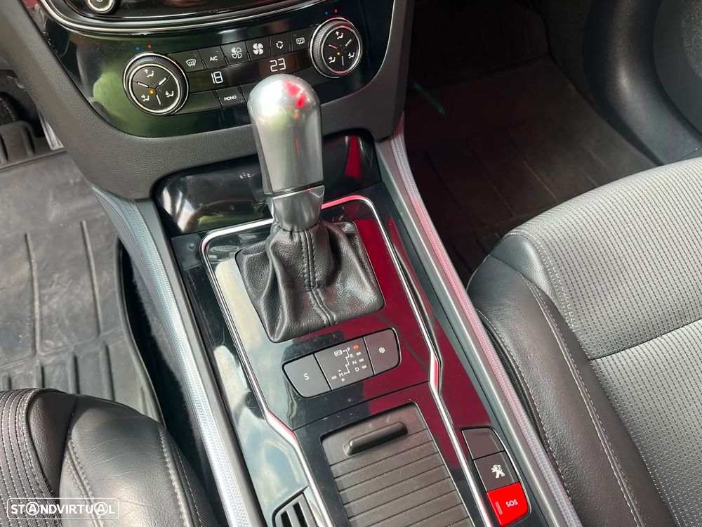 Peugeot 508 SW BlueHDi 180 EAT6 Stop&Start Allure - 28