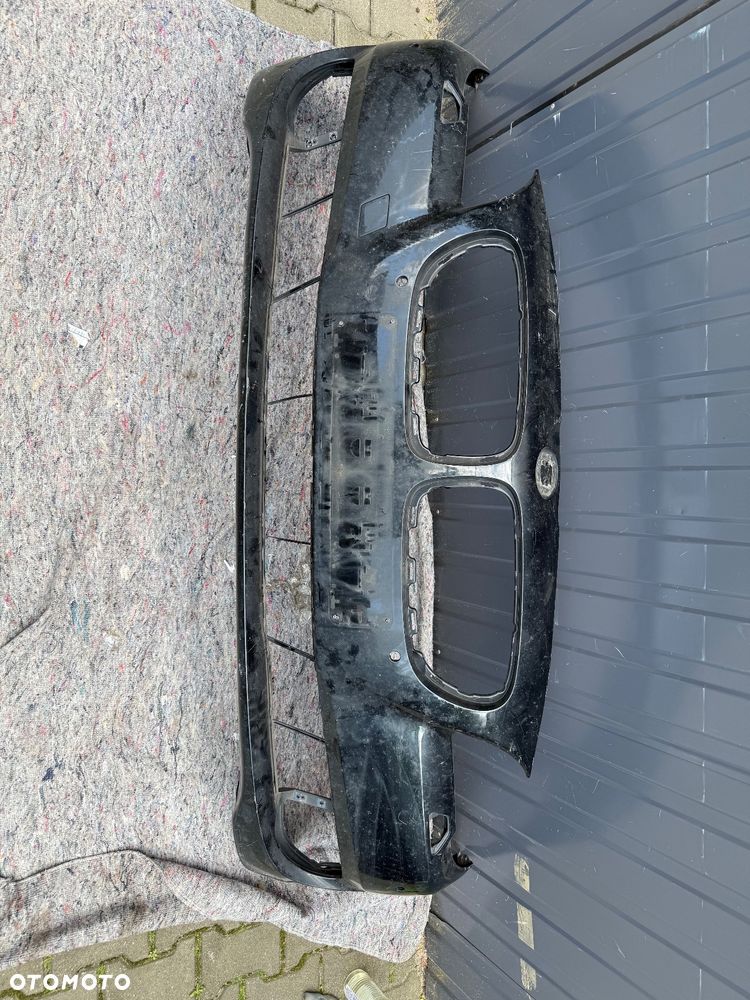 ZDERZAK BMW F10 F11 CAŁY NIE NAPRAWIANY - 1