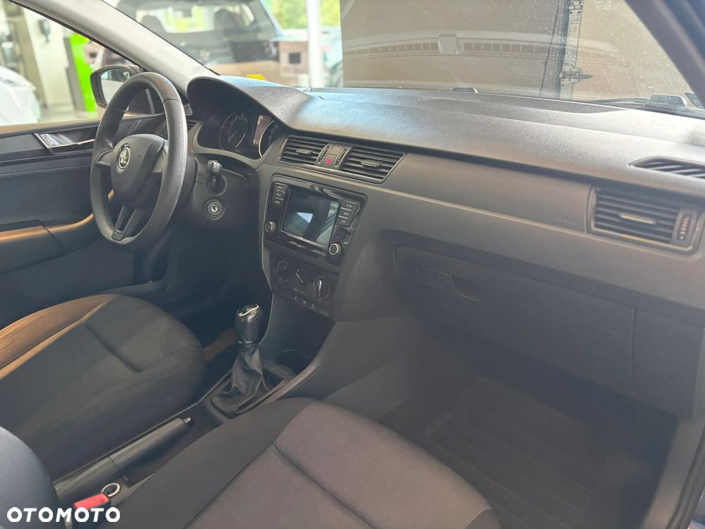 Skoda RAPID 1.0 TSI Ambition - 18
