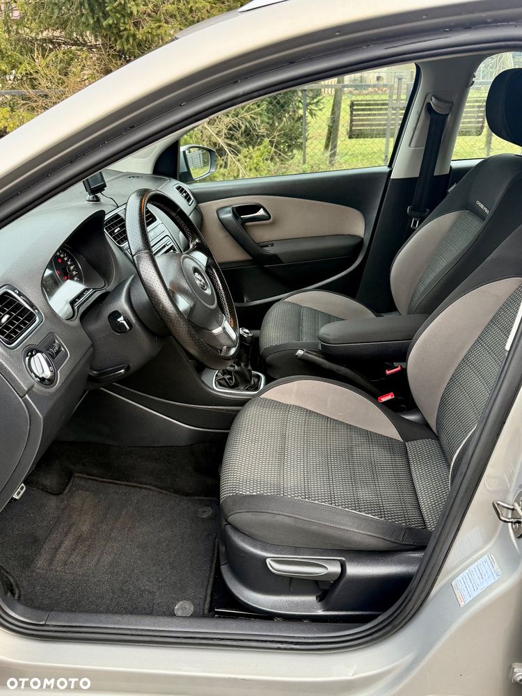 Volkswagen Polo Cross - 9