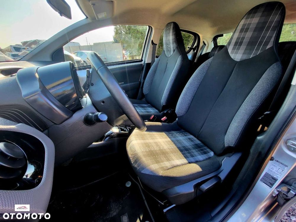 Peugeot 108 - 5