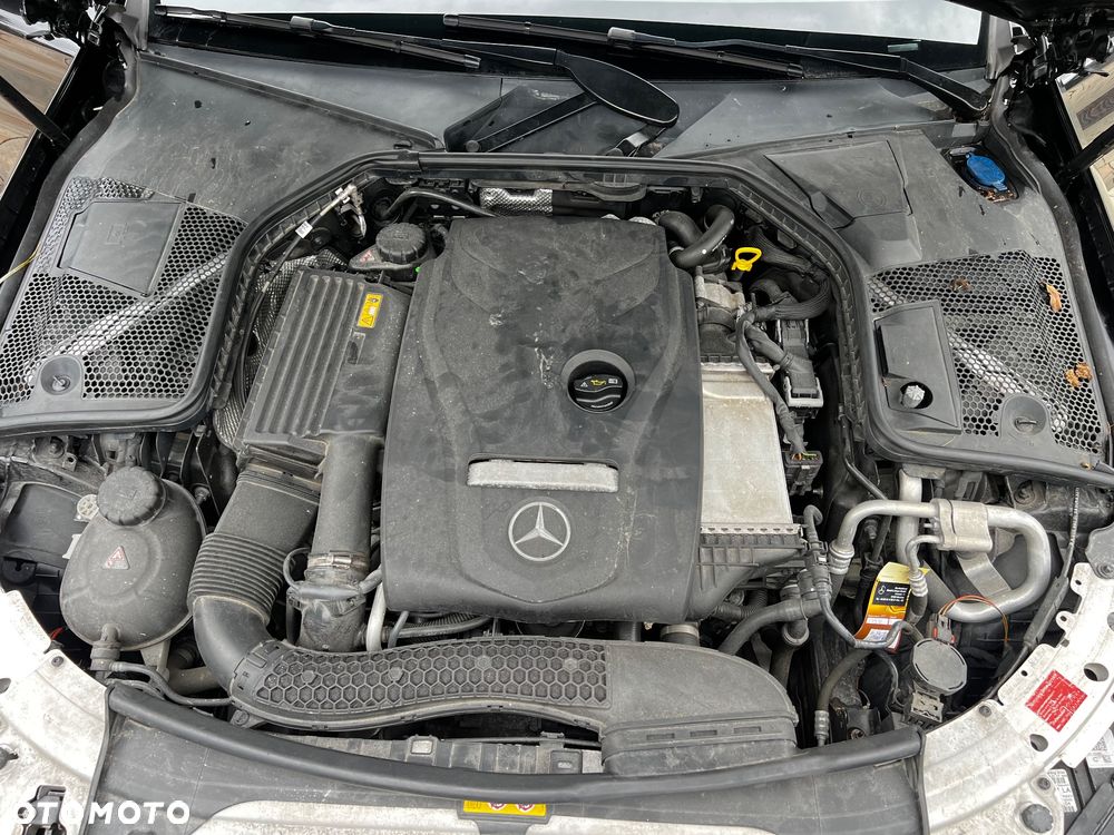 Mercedes-Benz Klasa C 200 T 7G-TRONIC AMG Line - 27