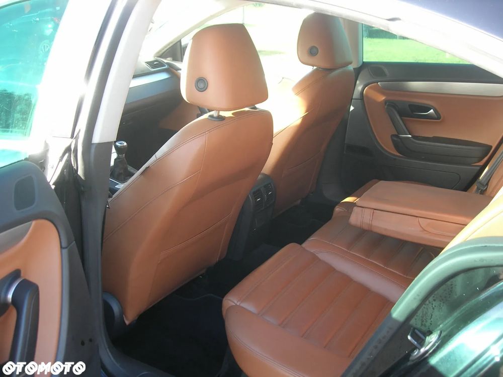 Volkswagen Passat CC 2.0 TDI DPF BMT - 16