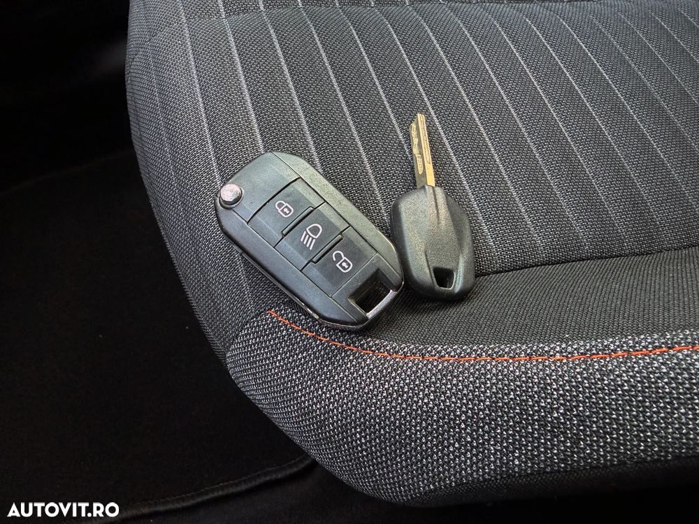 Peugeot 208 BlueHDi 100 Active Pack - 3