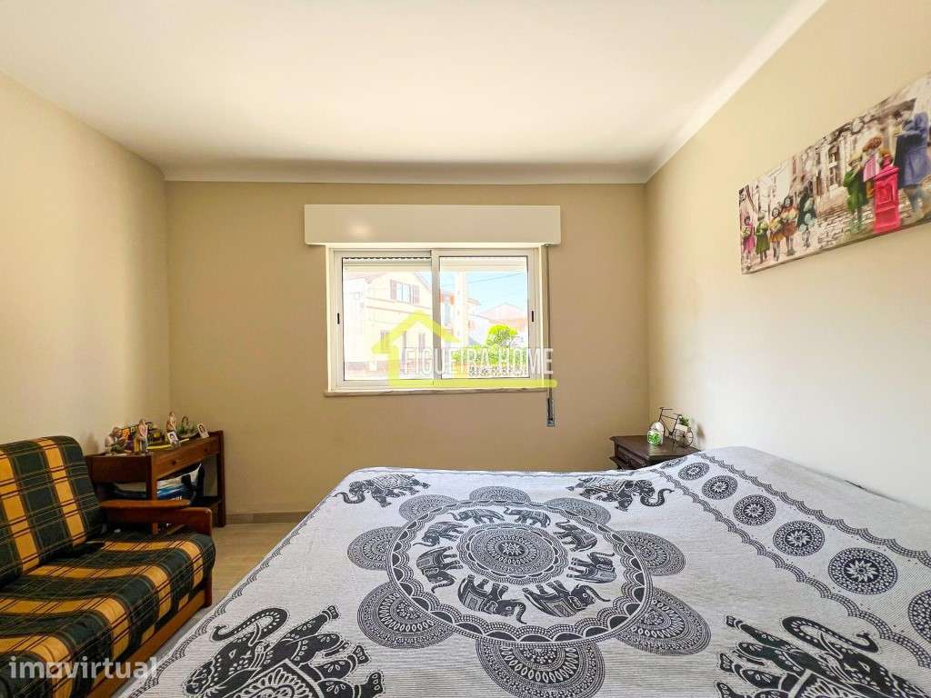 Moradia com Potencial para 2 Habitações | São Pedro, Figueira da Foz - Grande imagem: 5/38