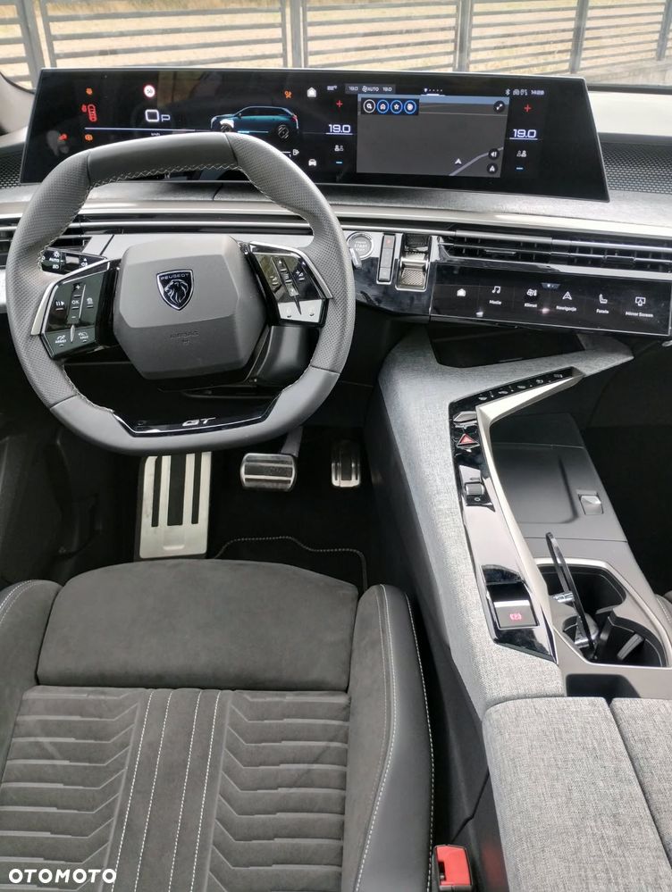 Peugeot 5008 1.2 PureTech mHEV GT S&S e-DCS6 - 19