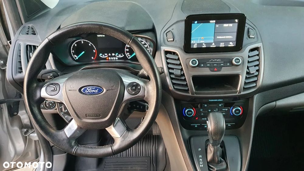 Ford Transit Connect - 38