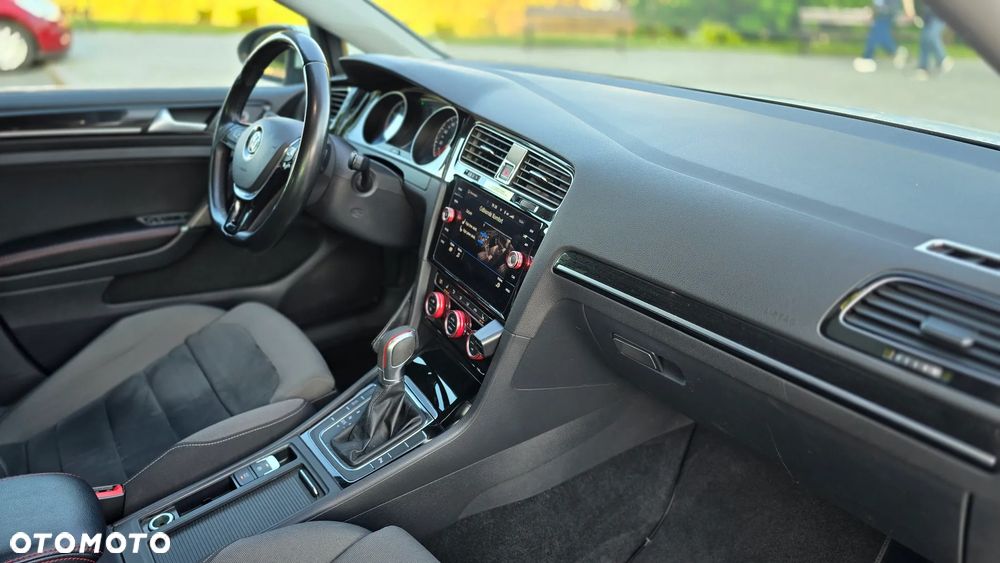 Volkswagen Golf 1.4 TSI BMT ACT Highline DSG - 8