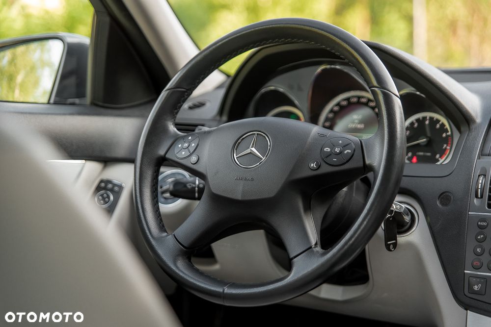 Mercedes-Benz Klasa C - 26