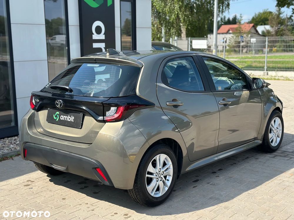 Toyota Yaris 1.5 Comfort - 6