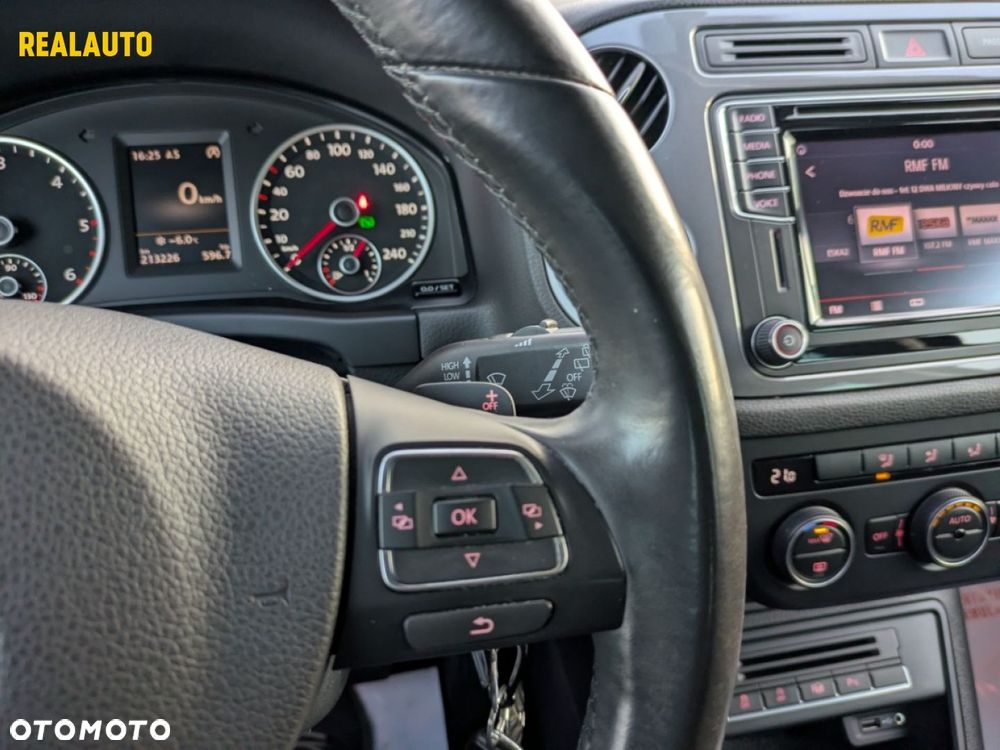 Volkswagen Tiguan - 10