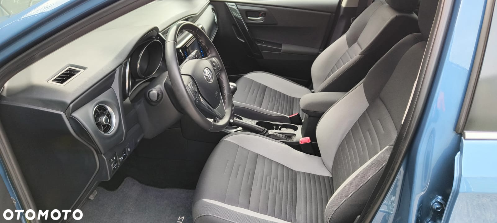Toyota Auris 1.2 T GPF Prestige - 24