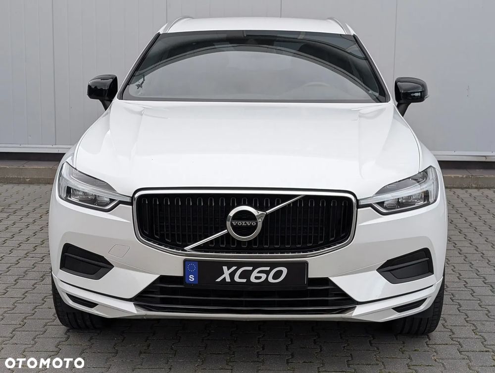 Volvo XC 60 D5 AWD Momentum - 3