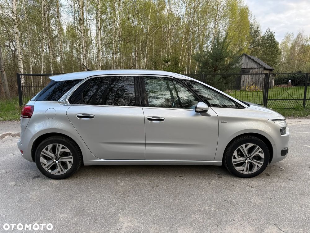Citroën C4 Picasso e-HDi 115 ETG6 Exclusive - 4