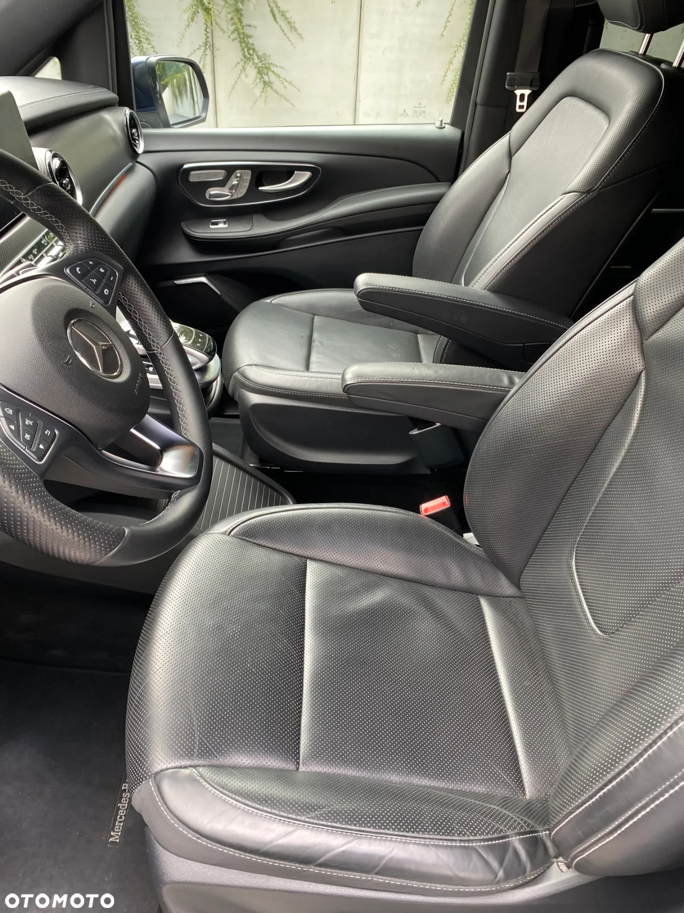 Mercedes-Benz Klasa V 300 d 4-Matic Avantgarde 9G-Tronic (d³ugi) - 3